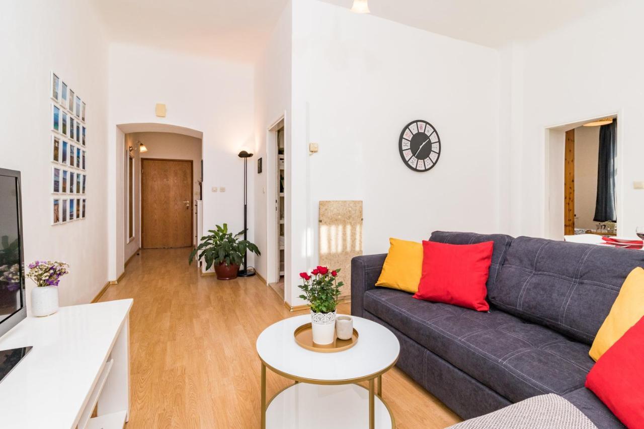 Apartman Lussi Pula Luaran gambar