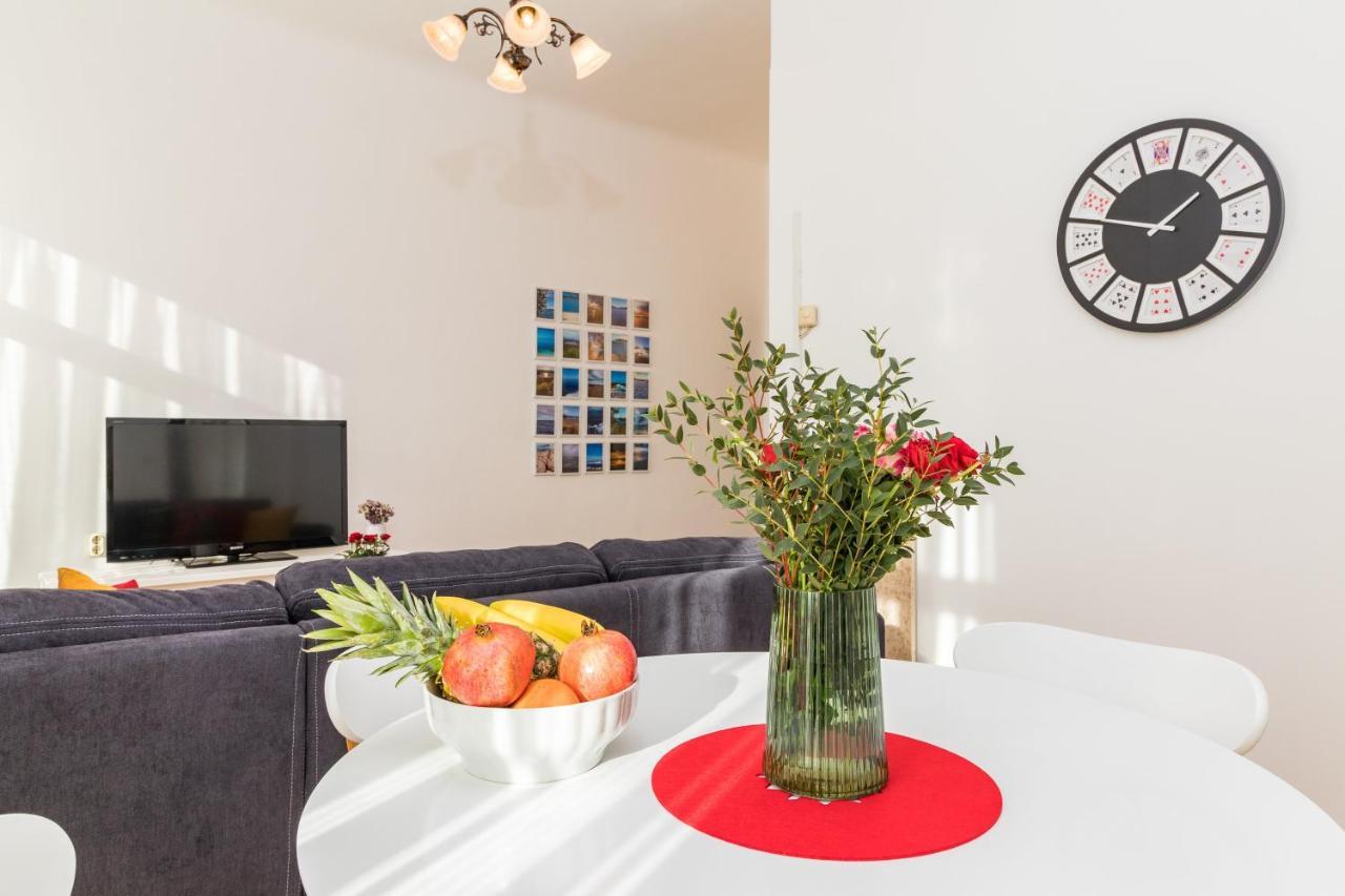 Apartman Lussi Pula Luaran gambar