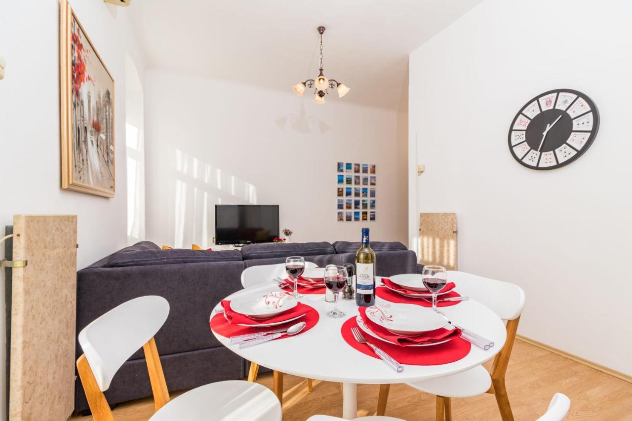 Apartman Lussi Pula Luaran gambar